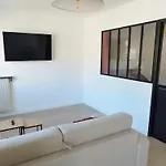 Moderne - Confort - Climatisation - - Soleil- * Menton