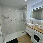 Moderne - Confort - Climatisation - - Soleil- Apartment