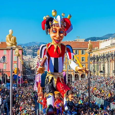 Moderne - Confort - Climatisation - - Soleil- *