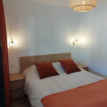 Moderne - Confort - Climatisation - - Soleil- דירה