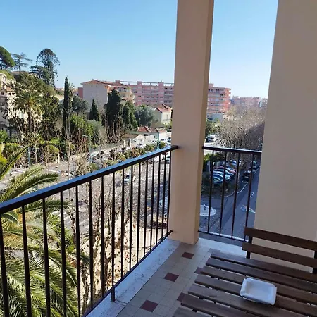 Moderne - Confort - Climatisation - - Soleil- Appartement