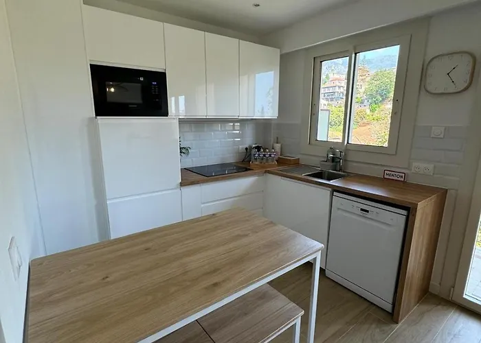 Moderne - Confort - Climatisation - - Soleil-