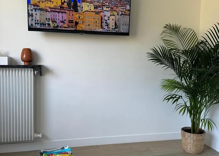 Moderne - Confort - Climatisation - - Soleil- Διαμέρισμα